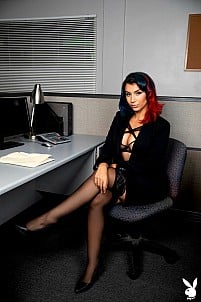 Roxie Sinner takes down her office outfit and lingerie, exposing her busty figure